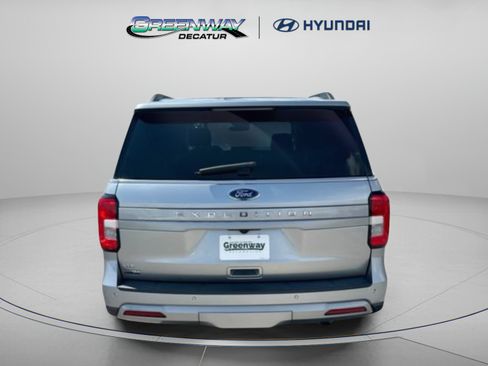 Used 2024 Ford Expedition XLT AWD/4WD image 7
