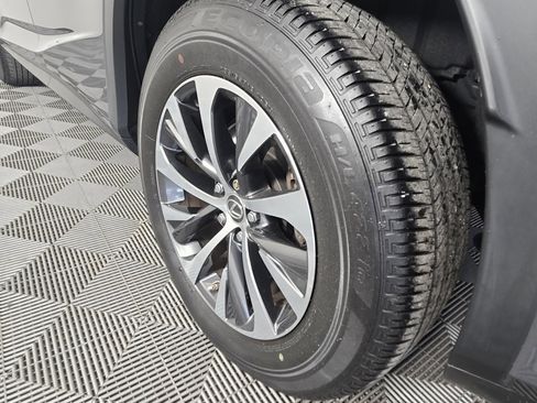 Used 2021 Lexus RX 350L Premium image 11