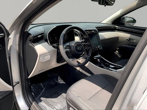 Used 2024 Hyundai Tucson SE FWD image 17