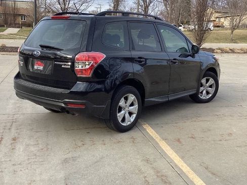 Used 2015 Subaru Forester 2.5i w/ Alloy Wheel Package AWD/4WD image 4