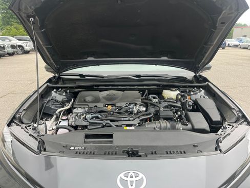Used 2026 Toyota Camry SE FWD image 18