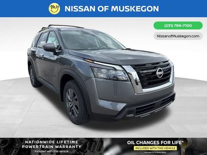 New 2025 Nissan Pathfinder SV
