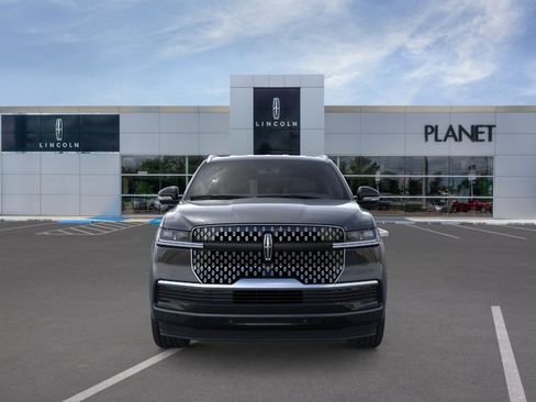 New 2026 Lincoln Navigator Premiere AWD/4WD image 6