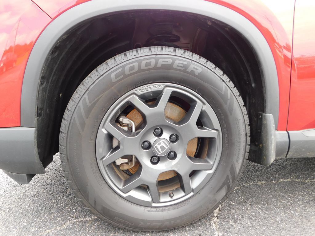 Used 2023 Honda Pilot TrailSport image 10