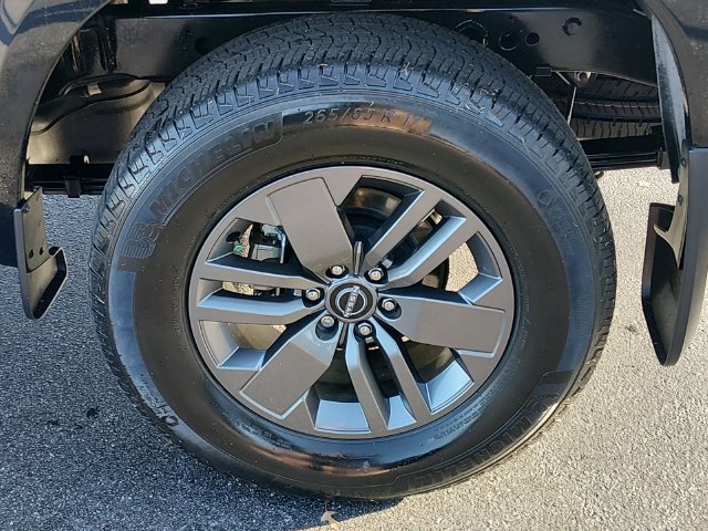 Certified 2025 Nissan Frontier SV AWD/4WD image 15