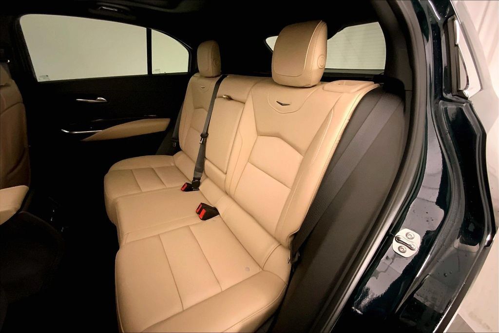 Used 2024 Cadillac XT4 Premium Luxury w/ Cold Weather Package FWD image 14