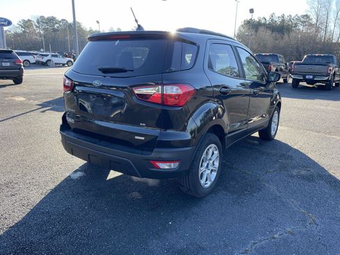Used 2019 Ford EcoSport SE w/ SE Convenience Package image 3