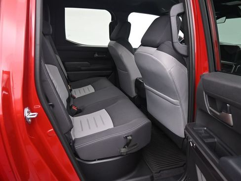 Used 2026 Toyota Tacoma TRD Off-Road AWD/4WD image 13