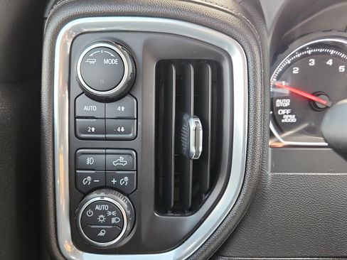 Used 2022 Chevrolet Silverado 1500 LT Trail Boss w/ Safety Package AWD/4WD image 14