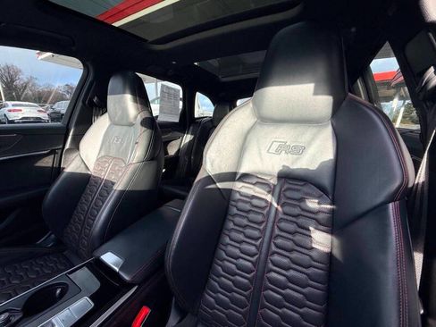 Used 2021 Audi RS 6 w/ Executive Package image 28