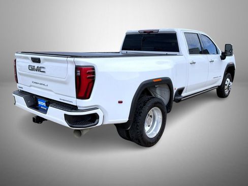 Certified 2024 GMC Sierra 3500 Denali Ultimate AWD/4WD image 5