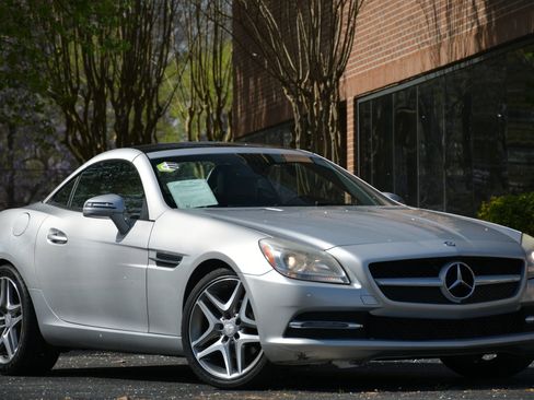 Used 2013 Mercedes-Benz SLK 250 image 53