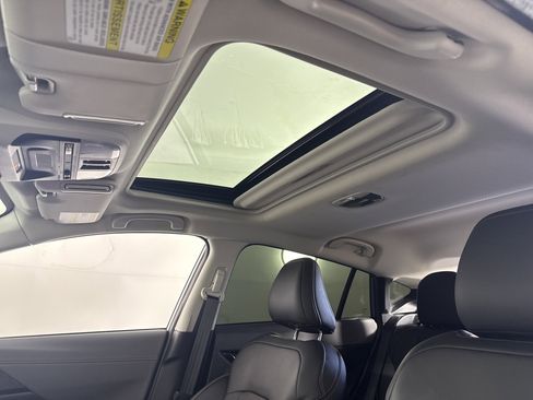 Used 2025 Subaru Crosstrek 2.5i Limited w/ Crosstrek Mirror Package image 17