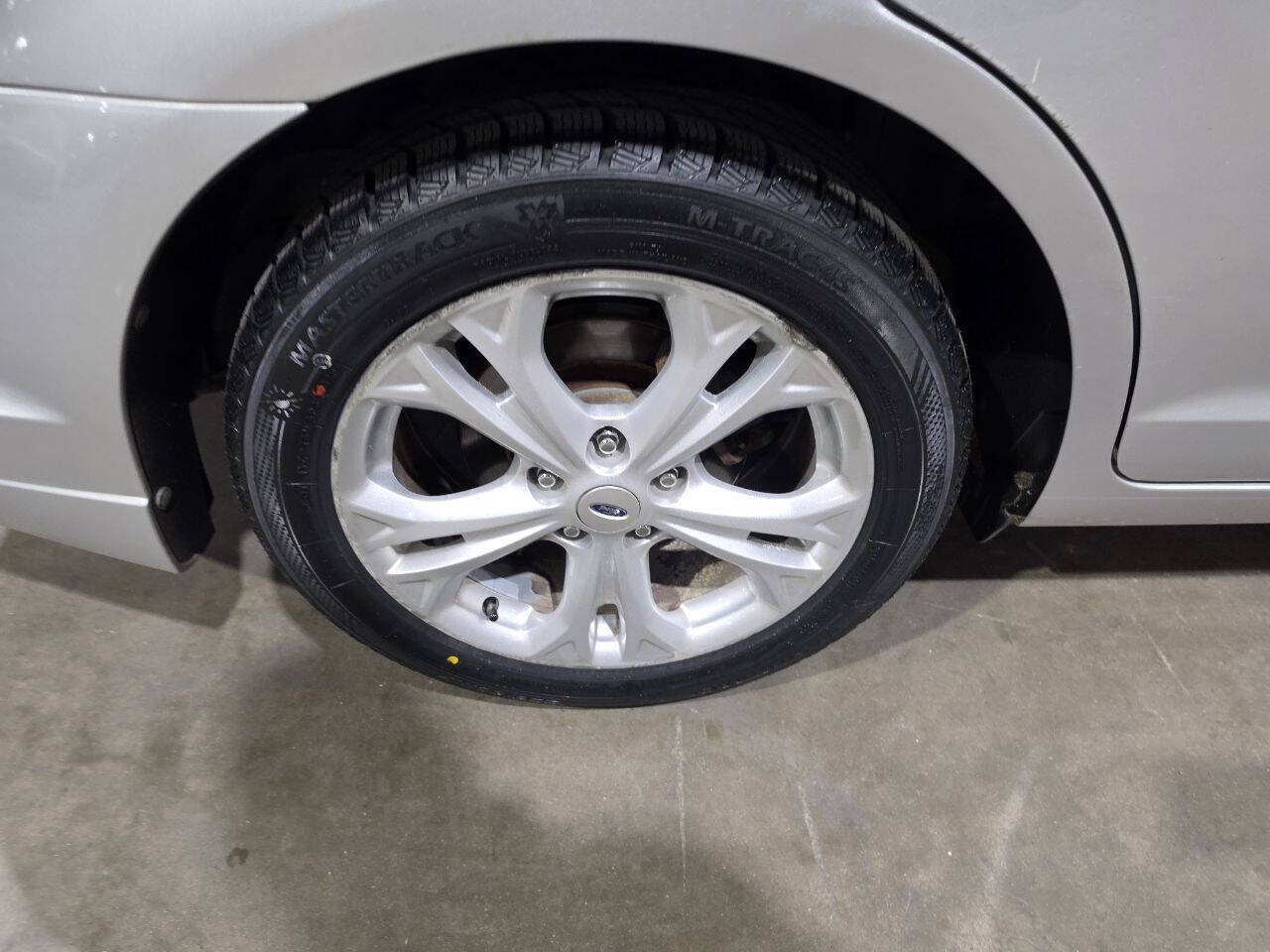 Used 2012 Ford Fusion SE FWD image 25