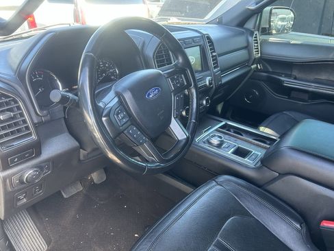 Used 2020 Ford Expedition Limited RWD image 13