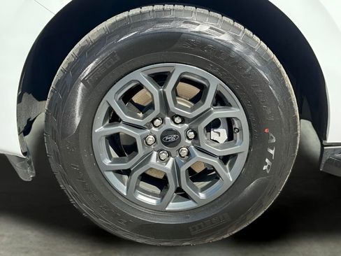 Certified 2025 Ford Expedition Active AWD/4WD image 24