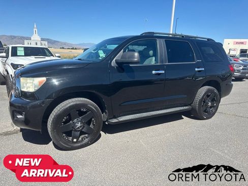 Used 2010 Toyota Sequoia Platinum AWD/4WD image 2