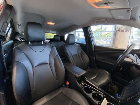 Used 2017 Toyota Prius Prime Premium FWD image 26