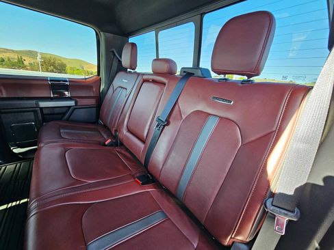 Used 2022 Ford F350 Platinum AWD/4WD image 17