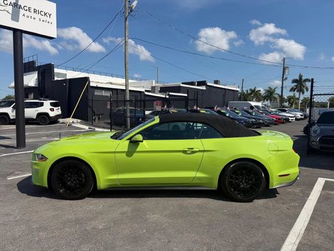 Used 2020 Ford Mustang Premium RWD image 8