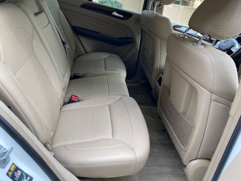 Used 2015 Mercedes-Benz ML 350 2WD w/ Premium 1 Package image 51