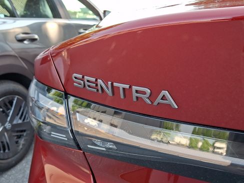 New 2026 Nissan Sentra SV w/ SV Convenience Package FWD image 5