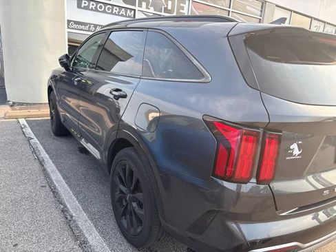 Used 2022 Kia Sorento SX FWD image 3