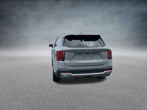 Used 2024 Kia Sorento SX image 19