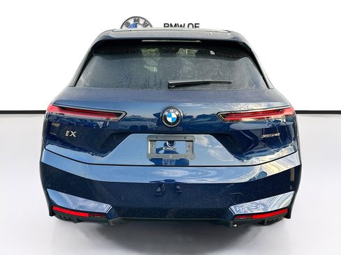 New 2026 BMW iX xDrive45 w/ Premium Package image 5