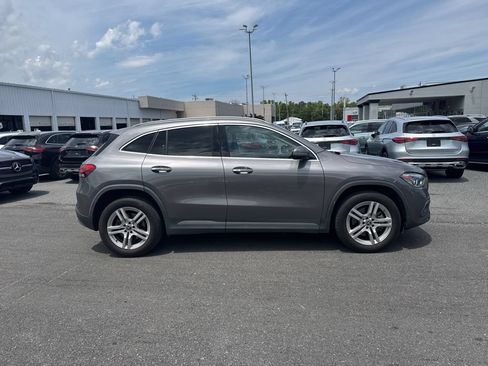 Used 2023 Mercedes-Benz GLA 250 4MATIC image 4