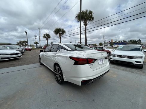 Used 2019 Nissan Altima 2.5 SR image 3