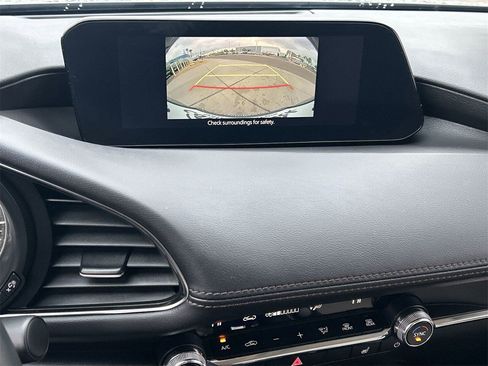 Used 2024 MAZDA MAZDA3 s image 24