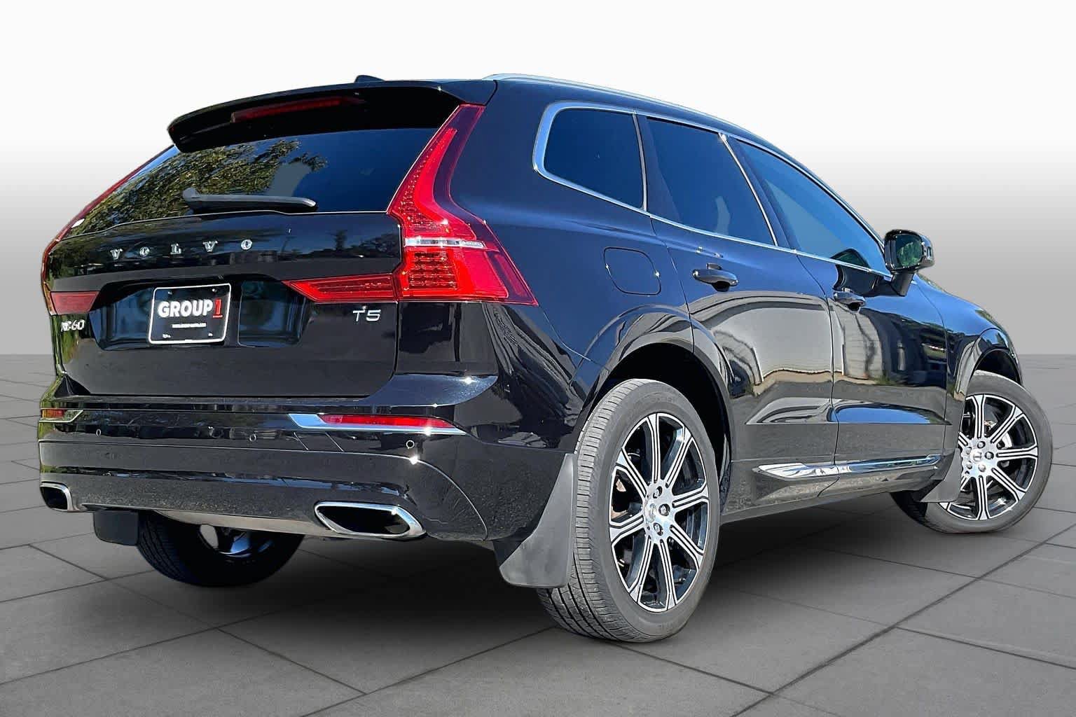 Used 2021 Volvo XC60 T5 Inscription w/ Protection Package FWD image 11
