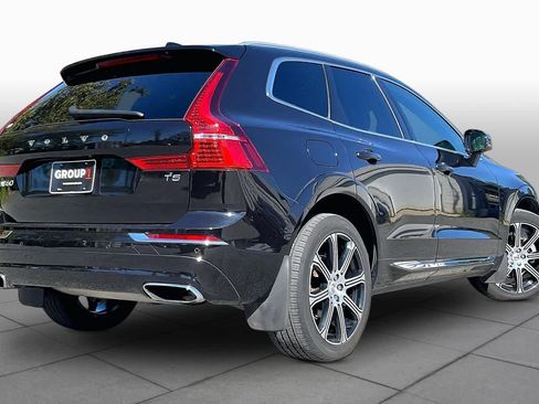 Used 2021 Volvo XC60 T5 Inscription w/ Protection Package FWD image 11