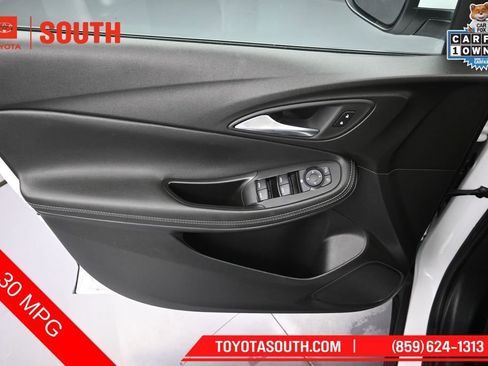 Used 2025 Buick Encore GX Preferred FWD image 20