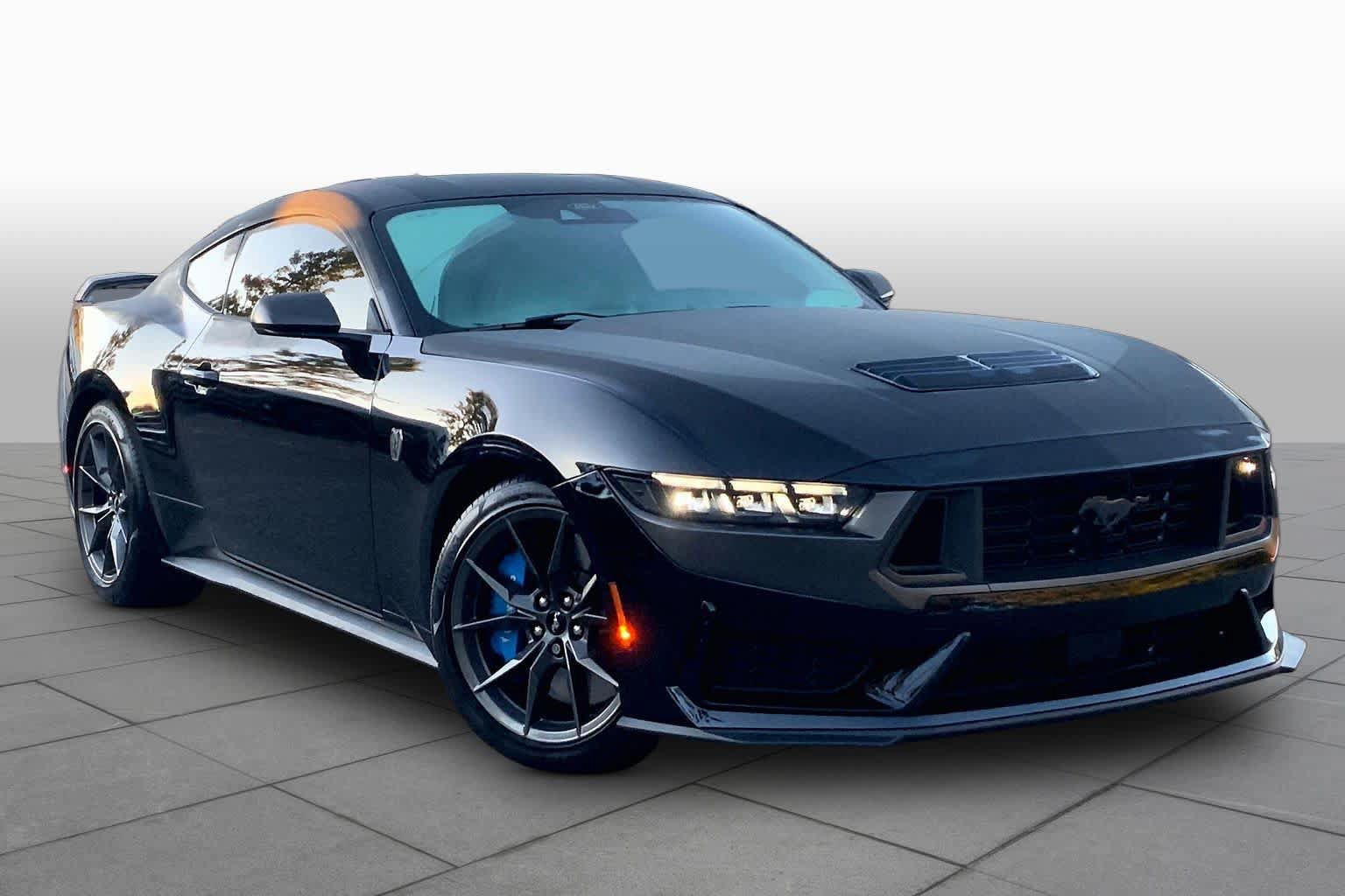 Used 2024 Ford Mustang Dark Horse RWD image 3