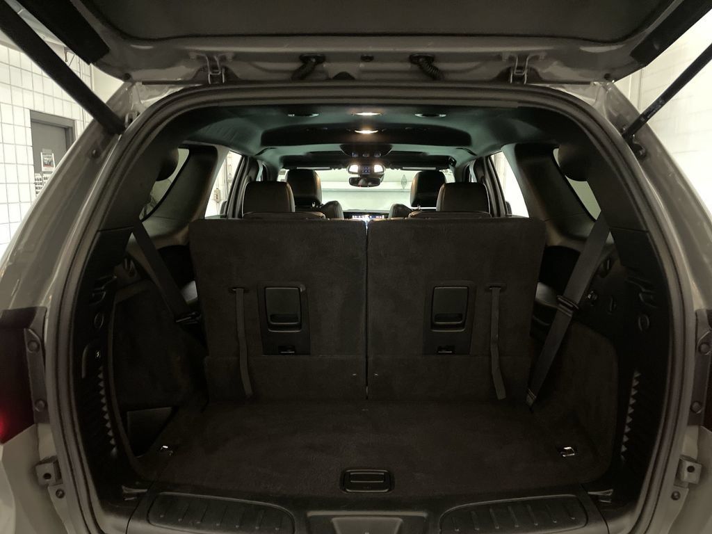 Used 2025 Dodge Durango R/T w/ Blacktop Package AWD/4WD image 20