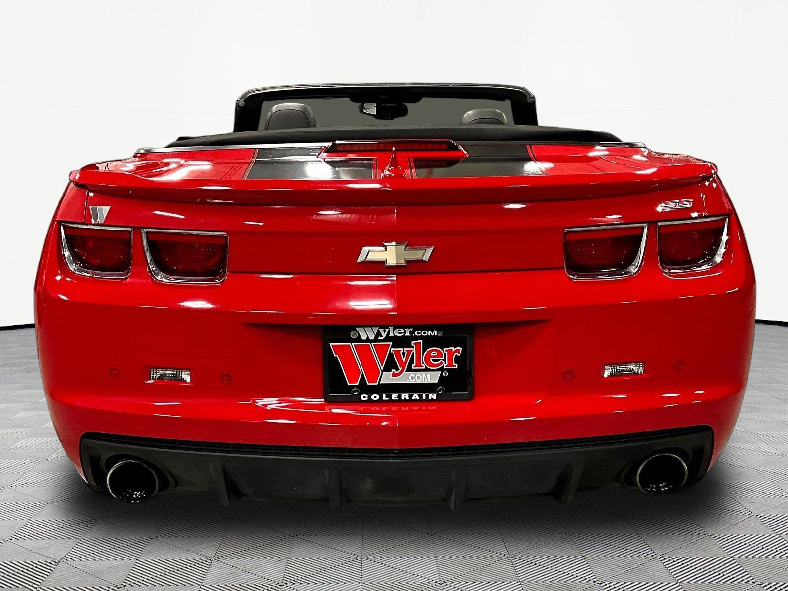 Used 2011 Chevrolet Camaro SS w/ RS Package RWD image 5
