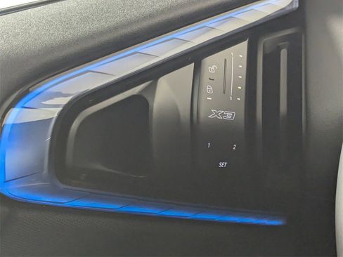 Used 2025 BMW X3 M50 image 16