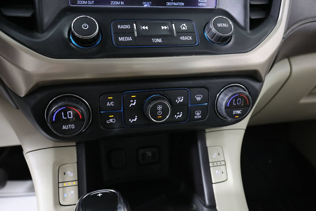 Used 2017 GMC Acadia Denali AWD/4WD image 38