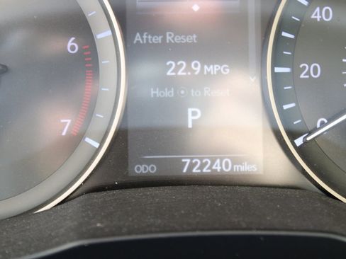 Used 2017 Lexus ES 350 w/ Premium Package image 10