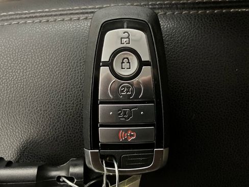 Certified 2021 Ford Escape SEL w/ Technology Package image 32