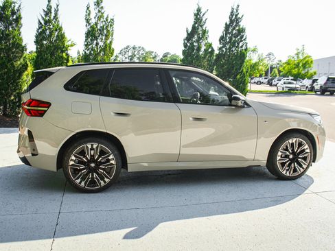 Used 2025 BMW X3 M50 AWD/4WD image 11