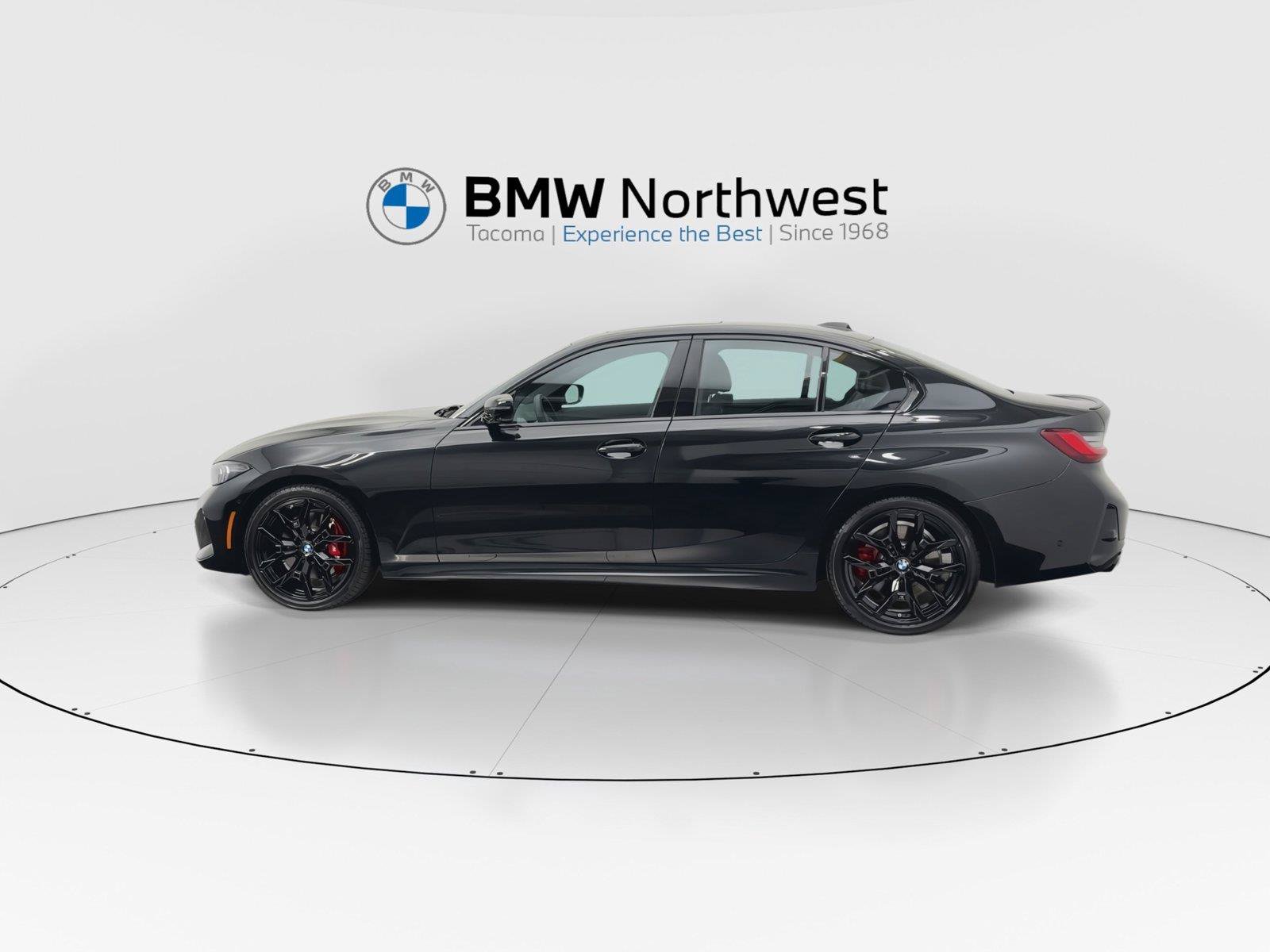 Used 2026 BMW 330i Sedan w/ M Sport Package RWD image 11