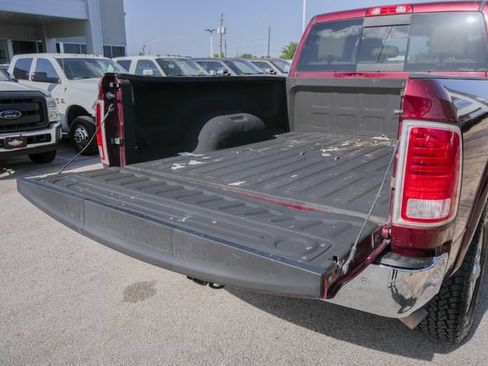 Used 2017 RAM 2500 Laramie w/ Convenience Group AWD/4WD image 11