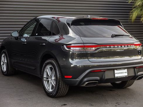 Certified 2025 Porsche Macan image 3