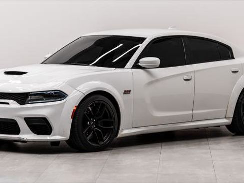 Used 2022 Dodge Charger Scat Pack RWD image 1