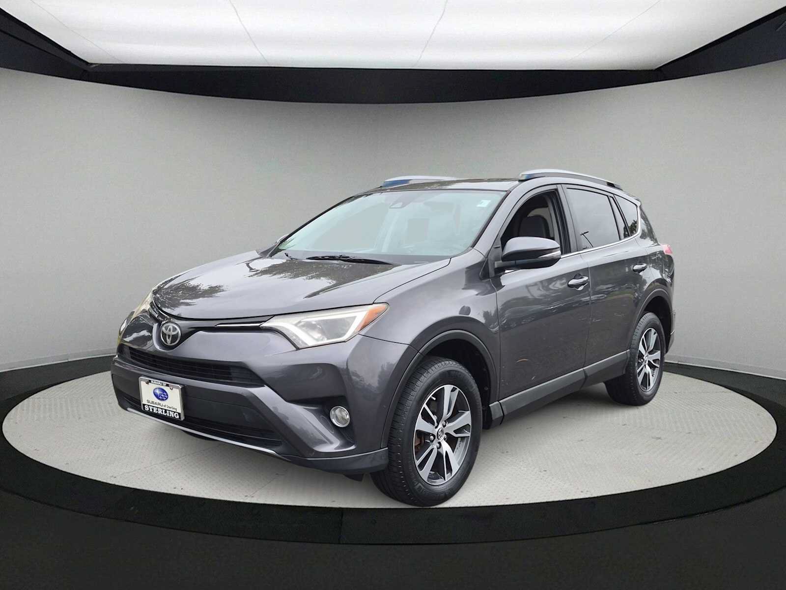 Used 2017 Toyota RAV4 XLE w/ Plus Special Value Package AWD/4WD image 4