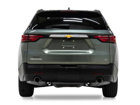 Used 2022 Chevrolet Traverse LT FWD image 7