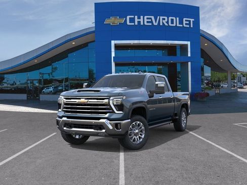 New 2026 Chevrolet Silverado 2500 LTZ w/ LTZ Premium Package AWD/4WD image 34